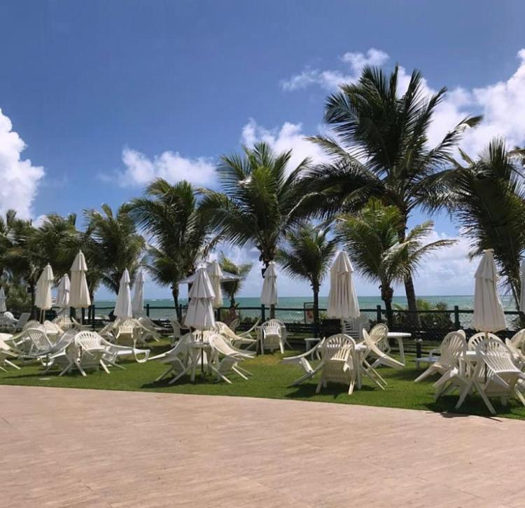 Ferienwohnung Temporada Pe Na Areia Guarajuba Exterior foto